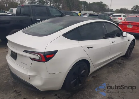 2024 Tesla Model 3 Long Range Dual Motor All-Wheel Drive z USA, uszkodzony, nr VIN 5YJ3E1EB6RF792183